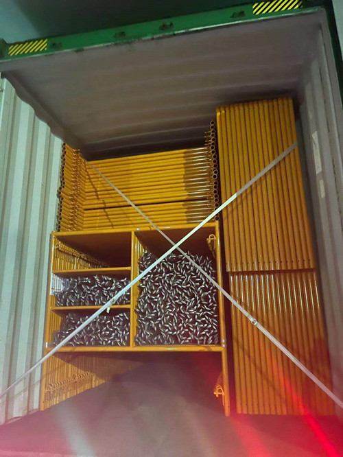 Scaffolding mason frame with fast lock